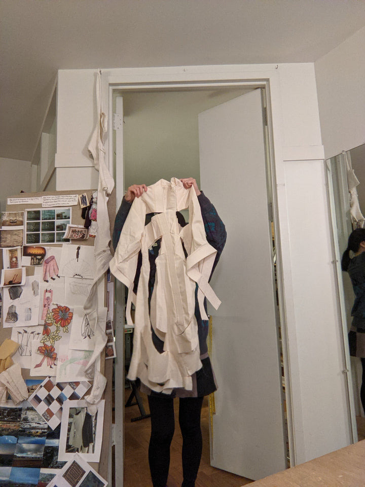 Clothing as Puppetry