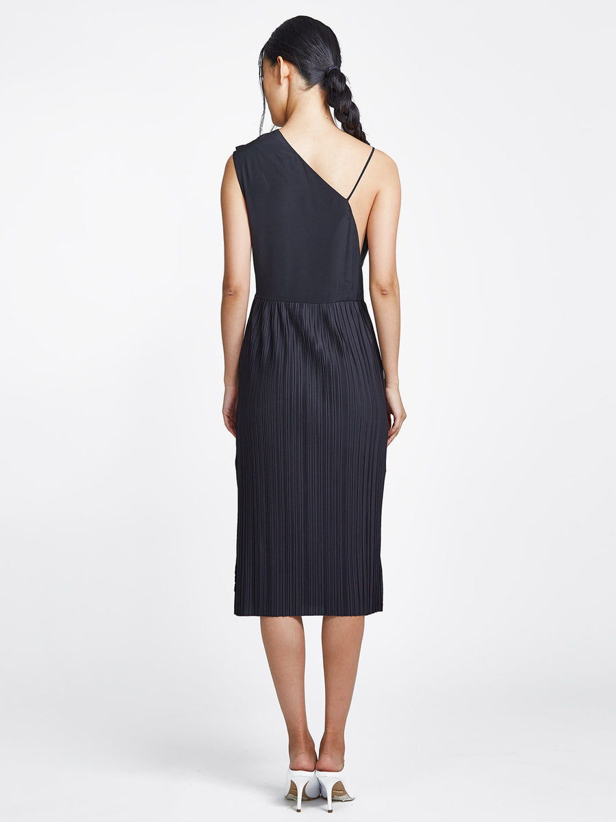 Front Drape Pleat Dress